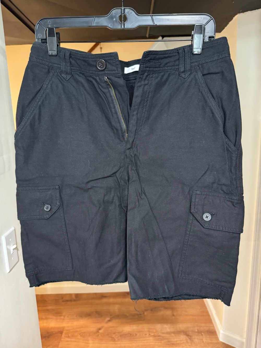 TNA Men's Black Cargo Shorts with Button-Flap Pockets